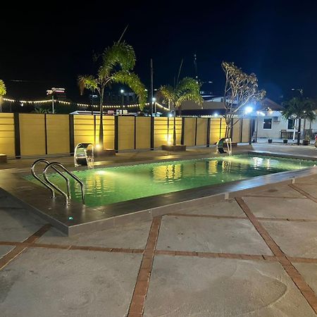 Dhania Cenang Beach Motel Pantai Cenang (Langkawi) Exterior foto