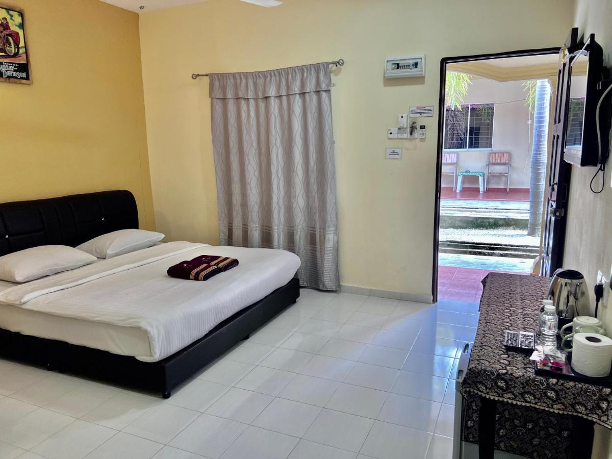 Dhania Cenang Beach Motel Pantai Cenang (Langkawi) Exterior foto