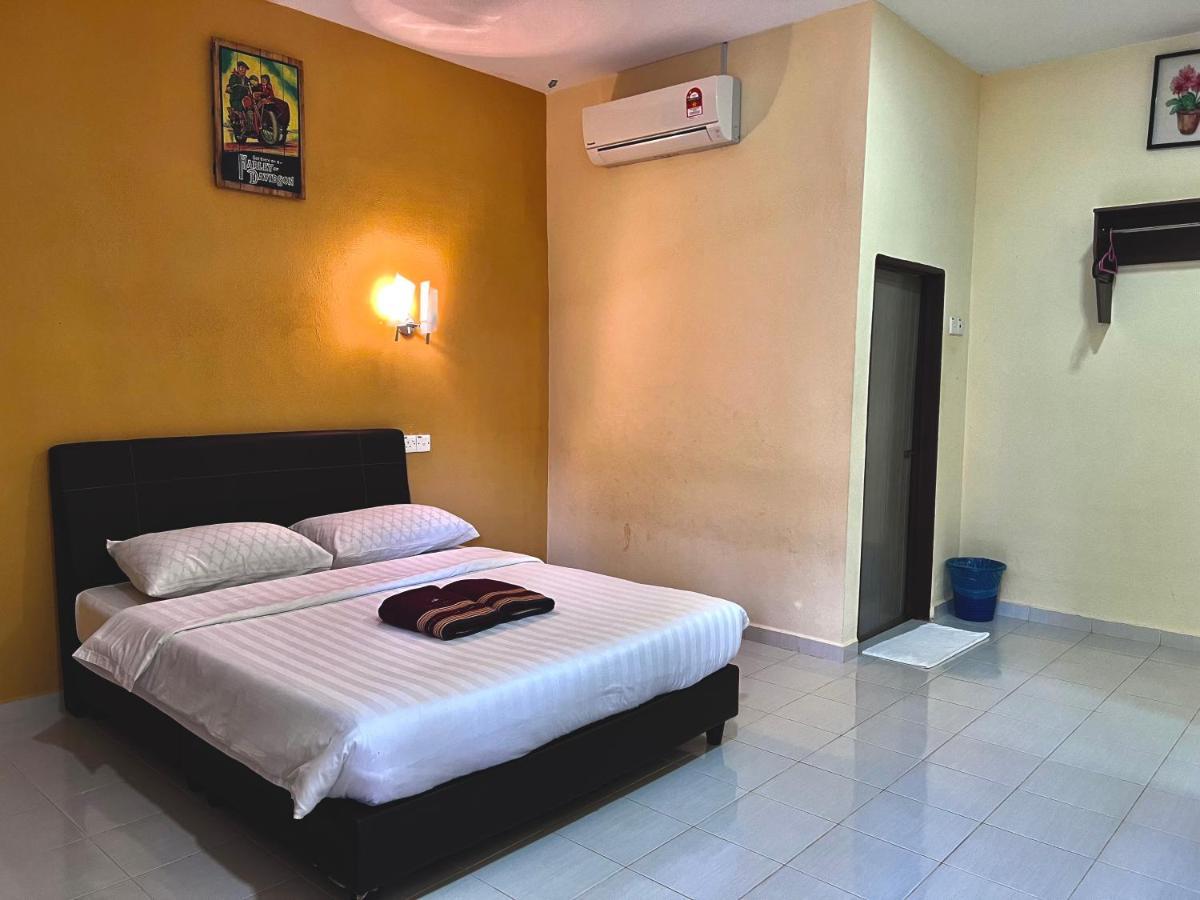 Dhania Cenang Beach Motel Pantai Cenang (Langkawi) Exterior foto