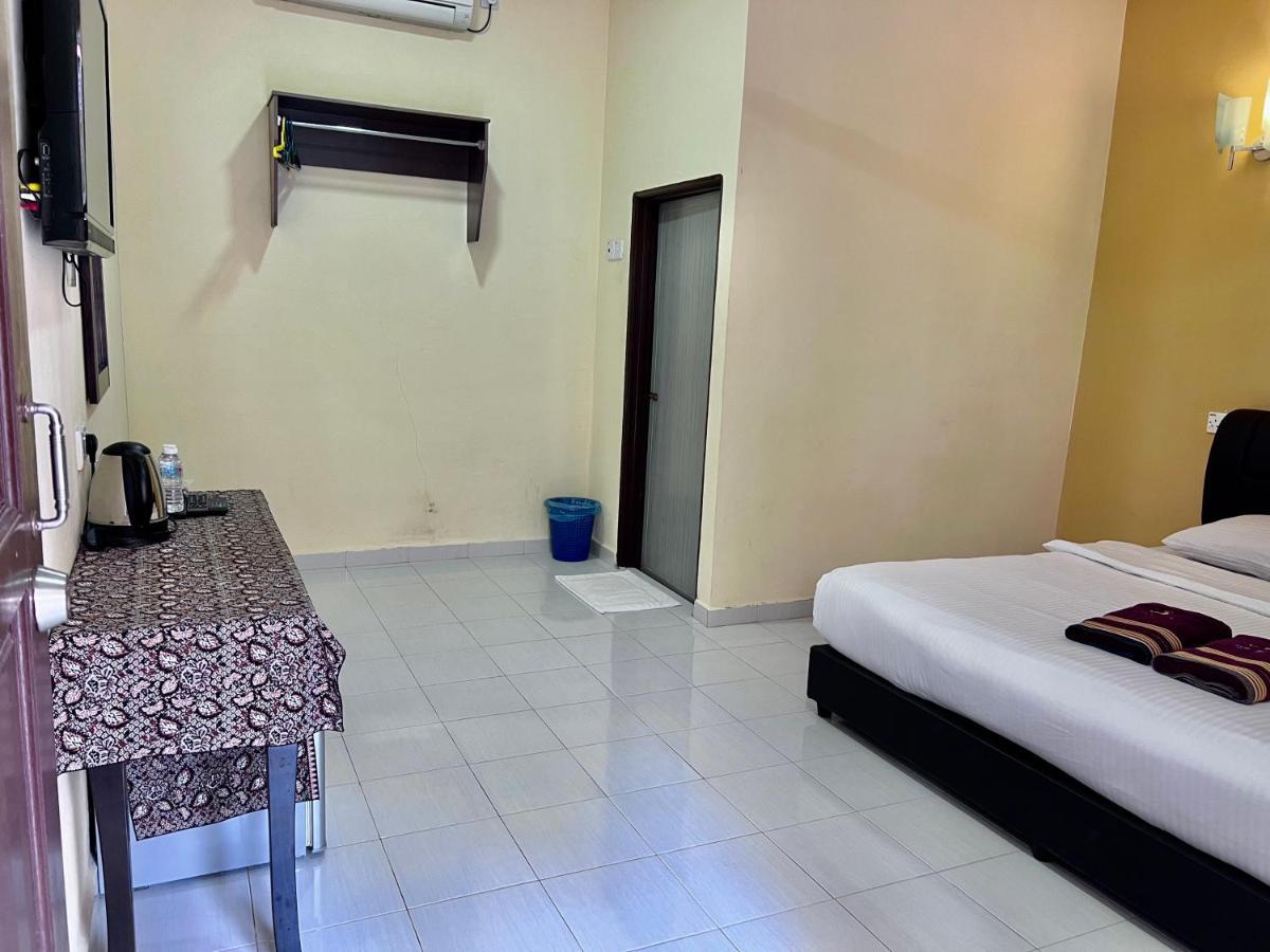 Dhania Cenang Beach Motel Pantai Cenang (Langkawi) Exterior foto
