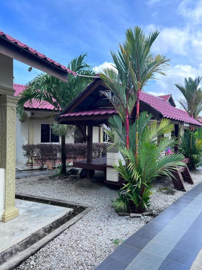 Dhania Cenang Beach Motel Pantai Cenang (Langkawi) Exterior foto