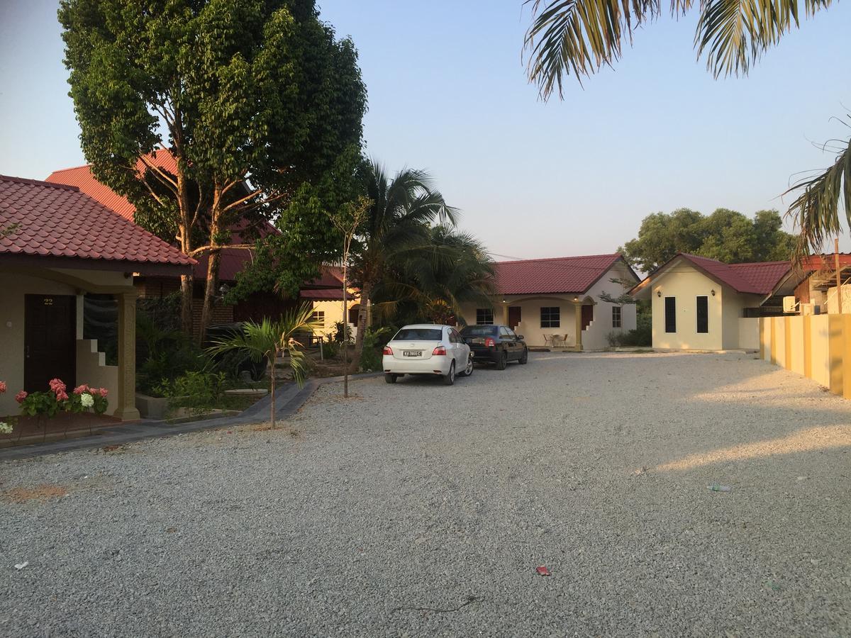 Dhania Cenang Beach Motel Pantai Cenang (Langkawi) Exterior foto